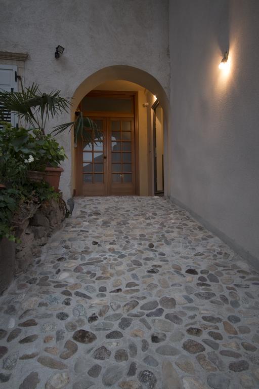Agriturismo La Ciasa Del Fabio 타술로 외부 사진